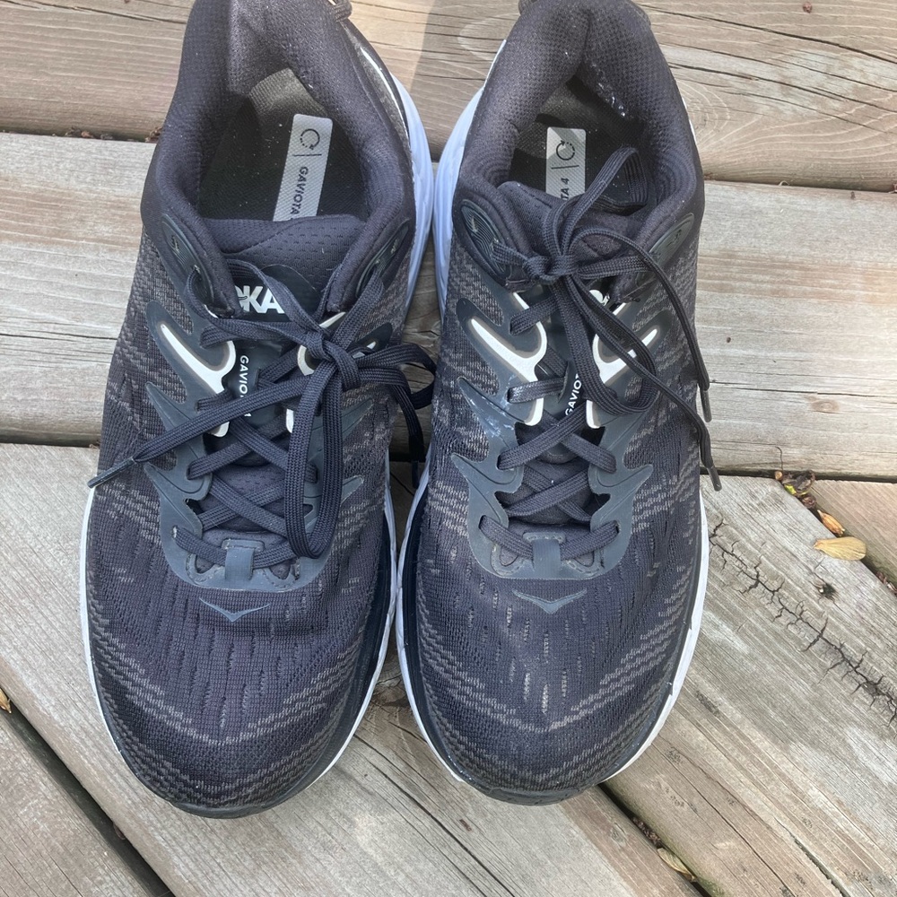 HOKA Graviota 4 Black and White Running Shoes - Picture 5 of 10